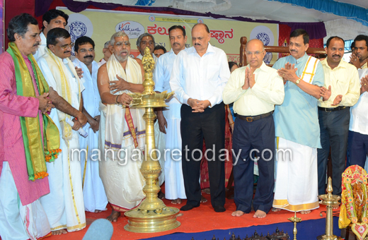 Kadri Krishna Vesha competition